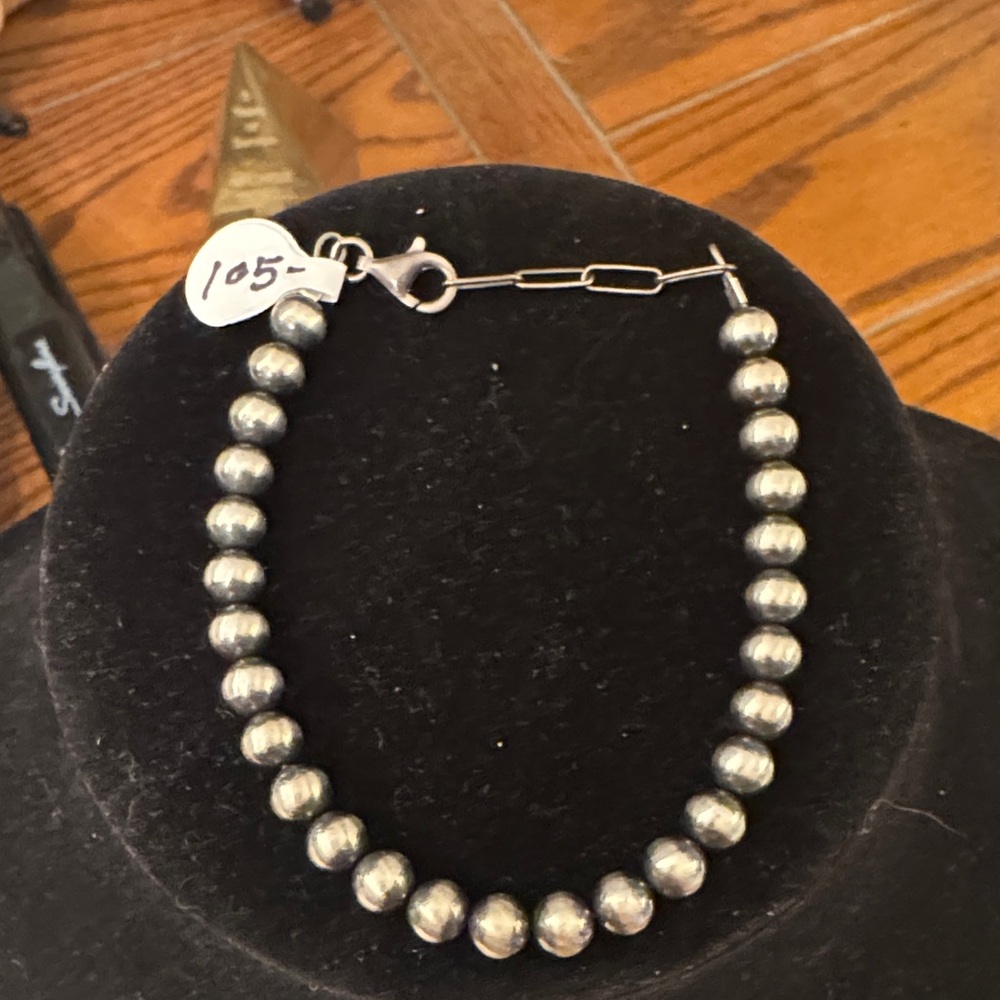NWT 6mm Desert Pearl 925 Silver Beaded Bracelet